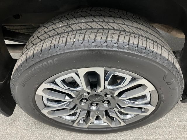 Used 2025 GMC Sierra 1500 Denali Ultimate AWD/4WD image 17