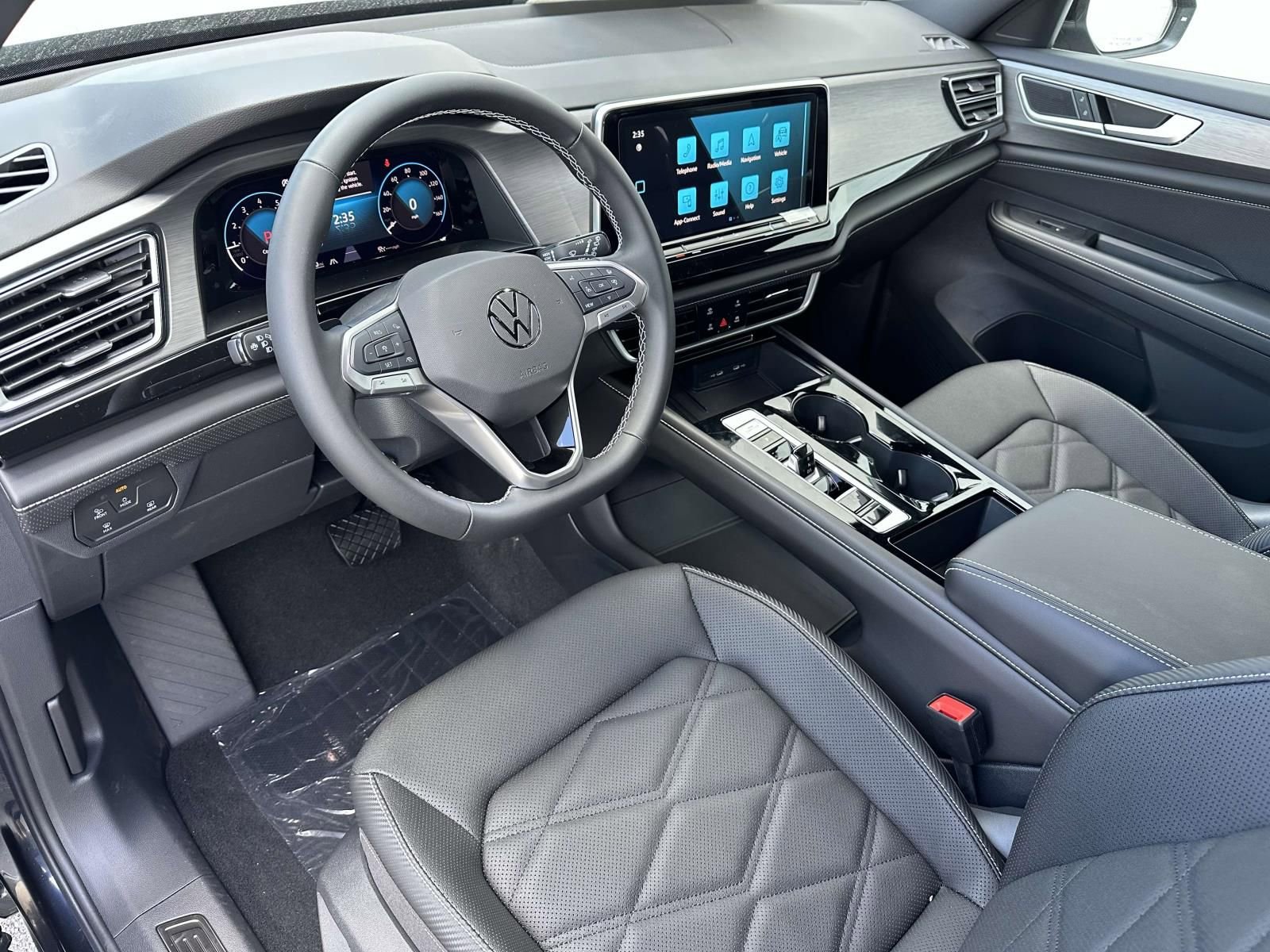 New 2026 Volkswagen Atlas Cross Sport SE image 9