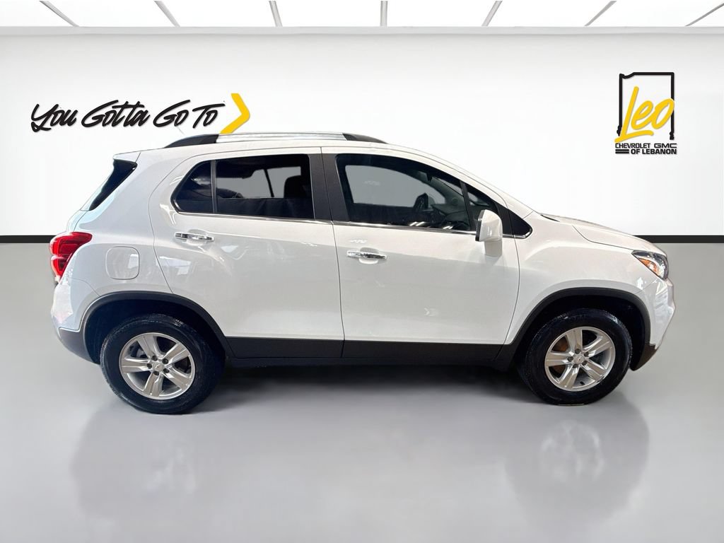 Used 2019 Chevrolet Trax LT w/ LT Convenience Package AWD/4WD image 4