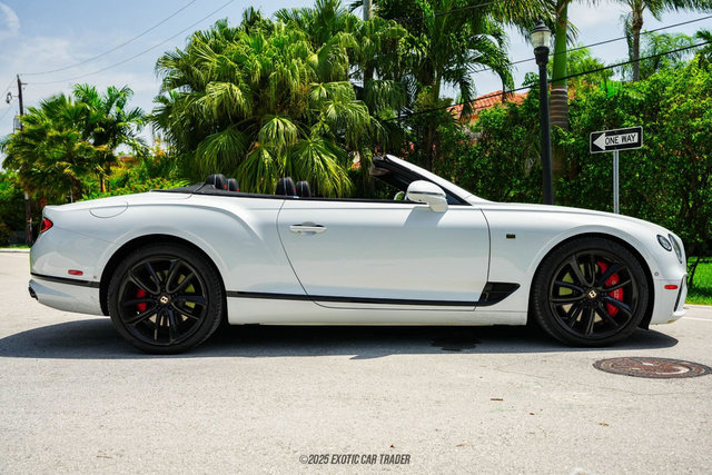 Used 2020 Bentley Continental GT V8 First Edition image 9