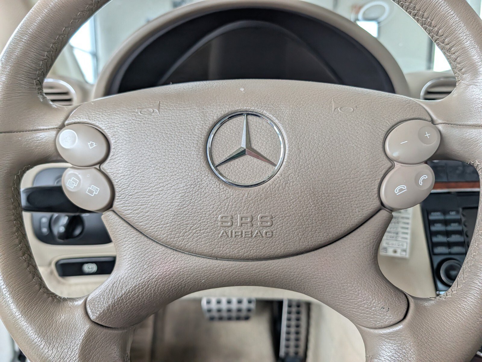Used 2007 Mercedes-Benz CLK 350 Cabriolet image 15