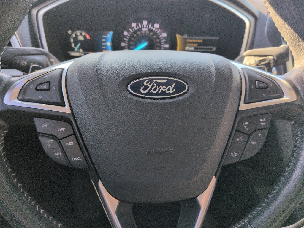 Used 2019 Ford Fusion SE w/ Equipment Group 151A image 13