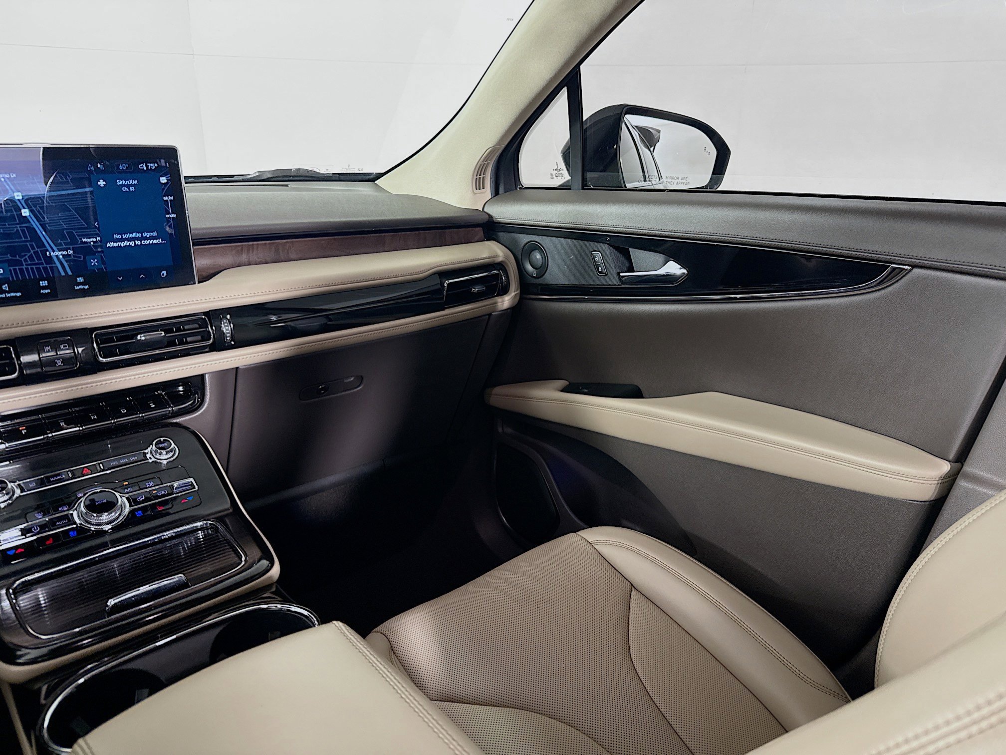 Used 2021 Lincoln Nautilus Reserve image 29