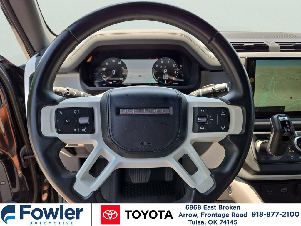 Used 2023 Land Rover Defender 130 SE AWD/4WD image 19
