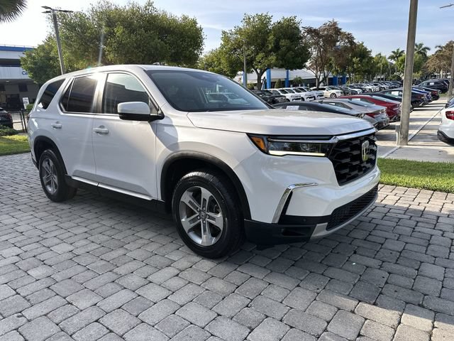 Used 2023 Honda Pilot EX-L image 16