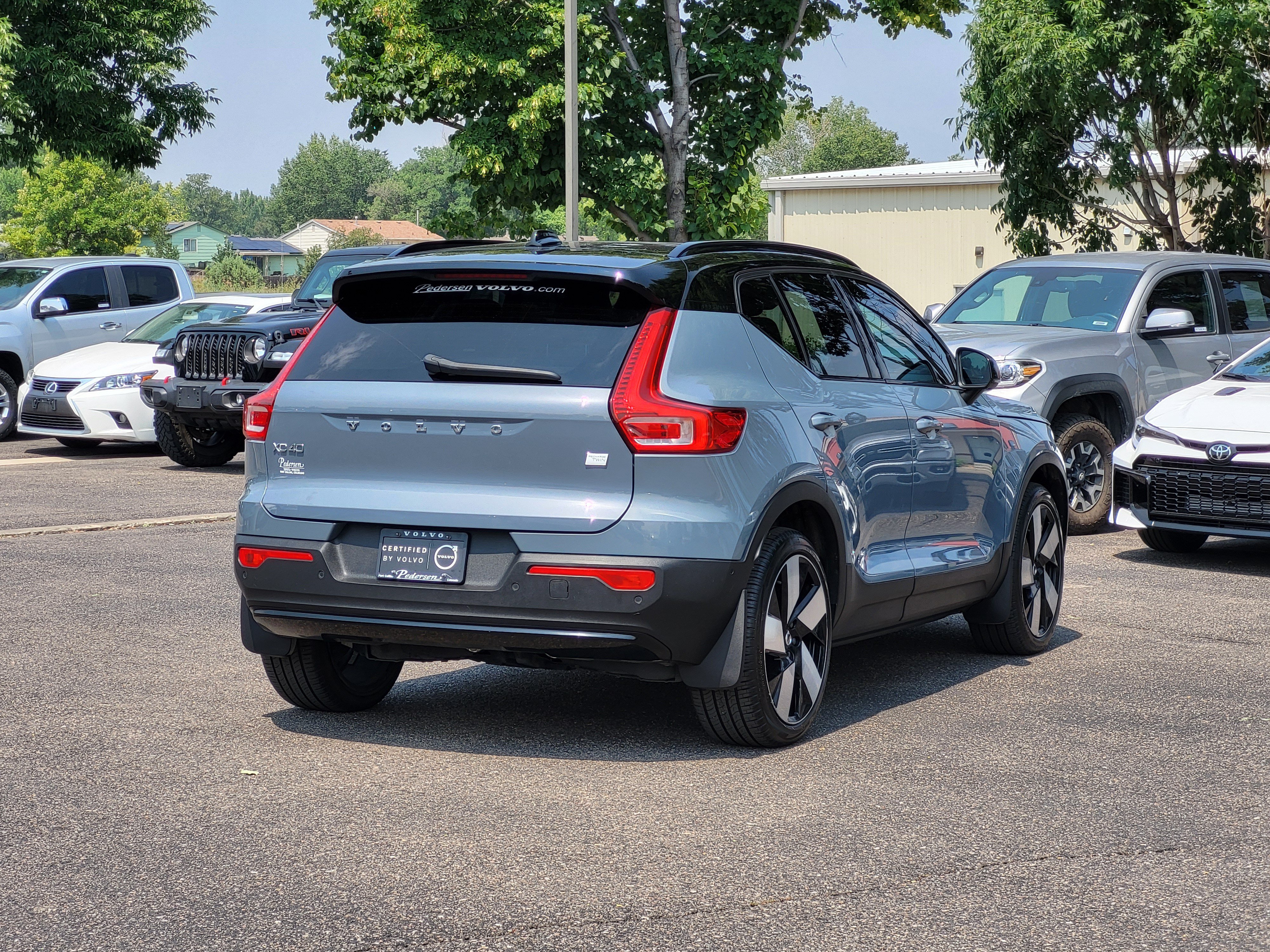 Certified 2023 Volvo XC40 Recharge Ultimate w/ Protection Package Premier AWD/4WD image 3