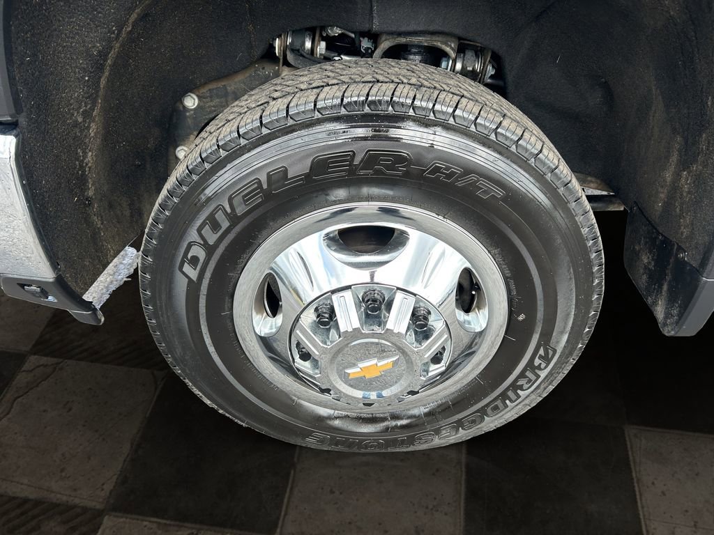 Certified 2025 Chevrolet Silverado 3500 LTZ w/ LTZ Plus Package image 9