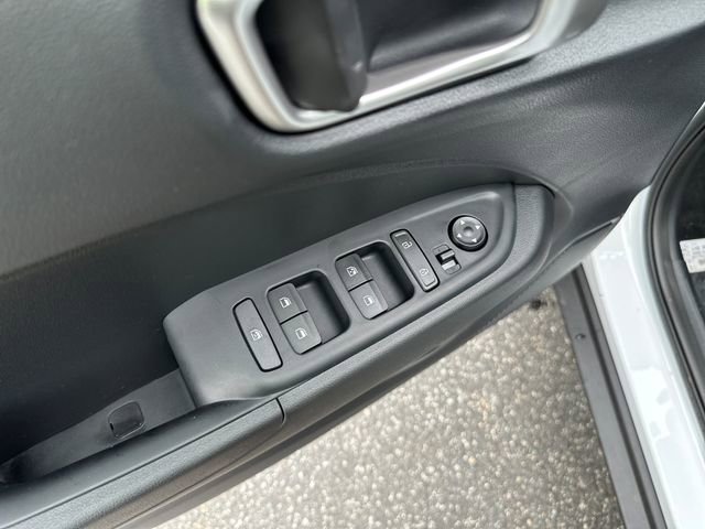 New 2026 Hyundai Venue SEL FWD image 11