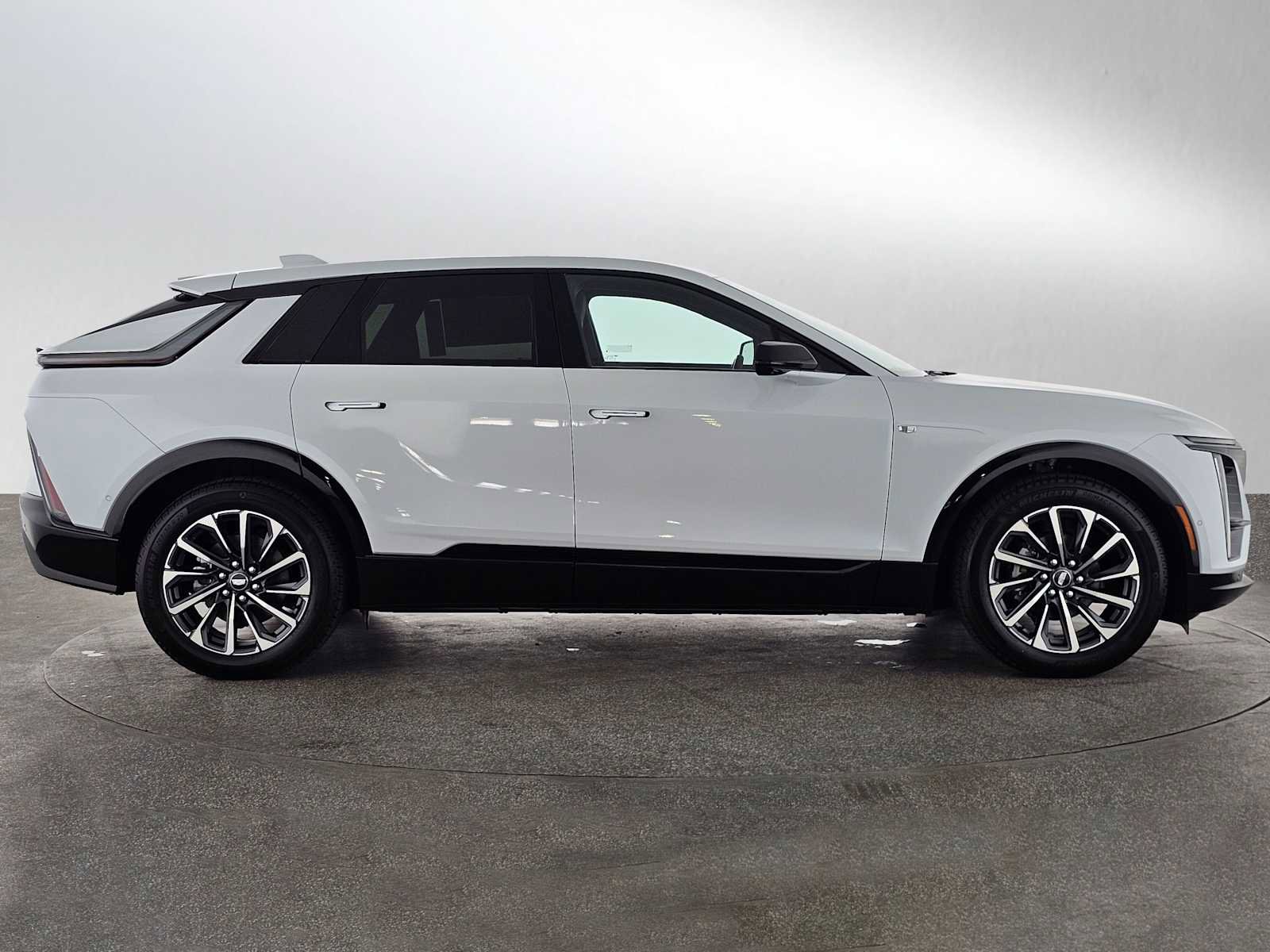 New 2026 Cadillac Lyriq Sport image 2