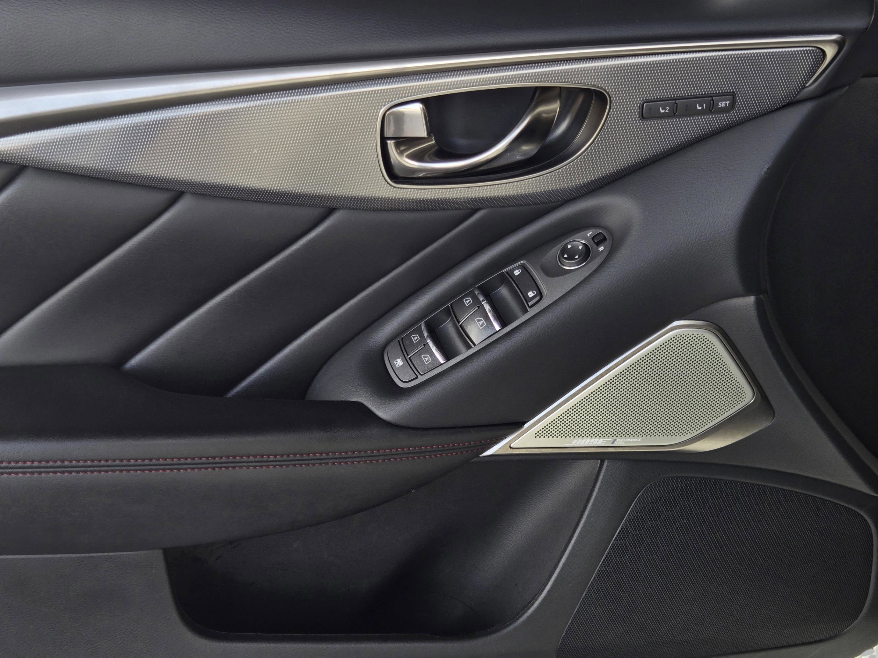 Used 2018 INFINITI Q50 Red Sport 400 w/ Sensory Package (Sport) image 14