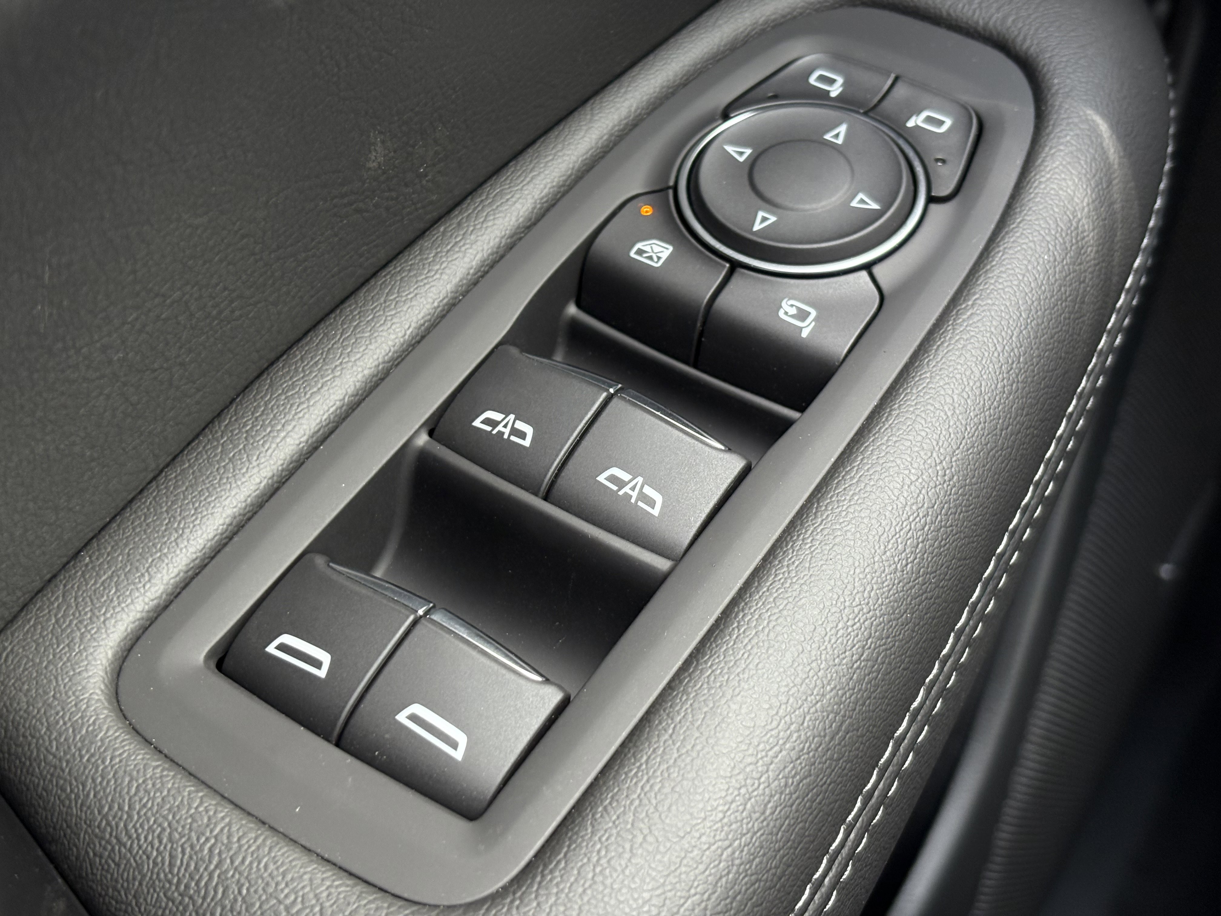 New 2025 Cadillac XT6 Premium Luxury w/ Technology Package image 33