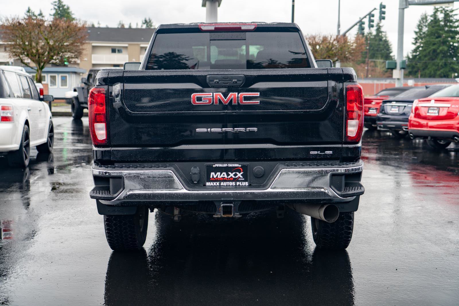 Used 2023 GMC Sierra 3500 SLE w/ SLE Value Package AWD/4WD image 9