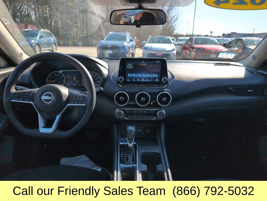 Used 2024 Nissan Sentra SV FWD image 14