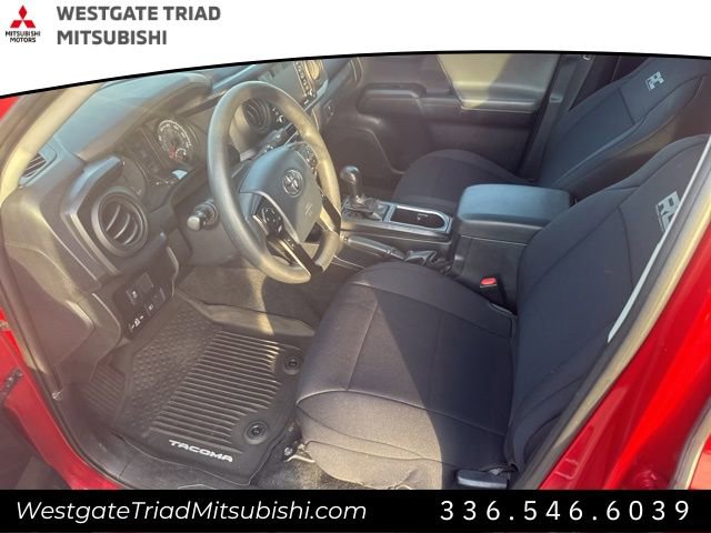Used 2020 Toyota Tacoma SR AWD/4WD image 5