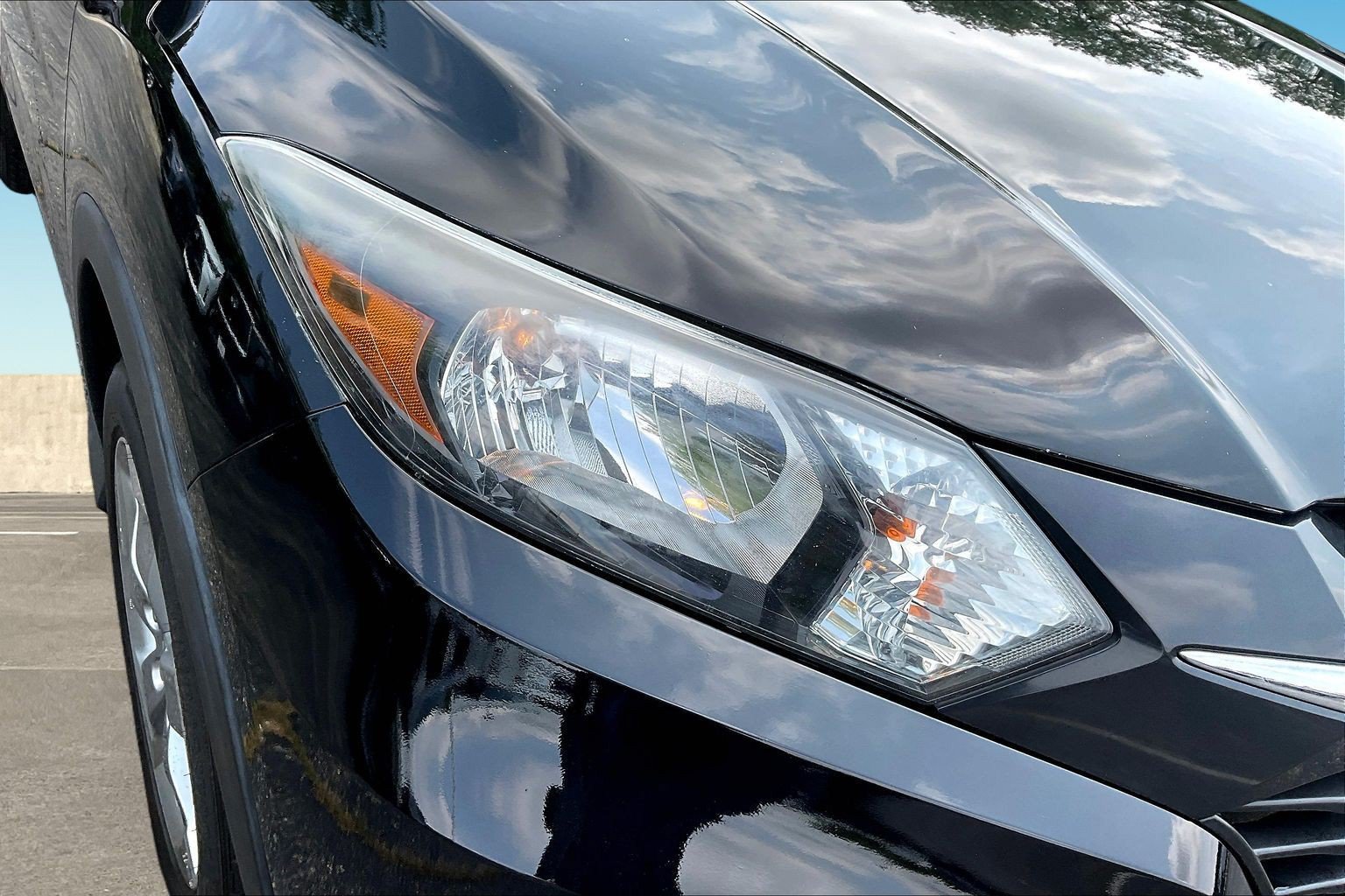 Used 2016 Honda HR-V EX image 31