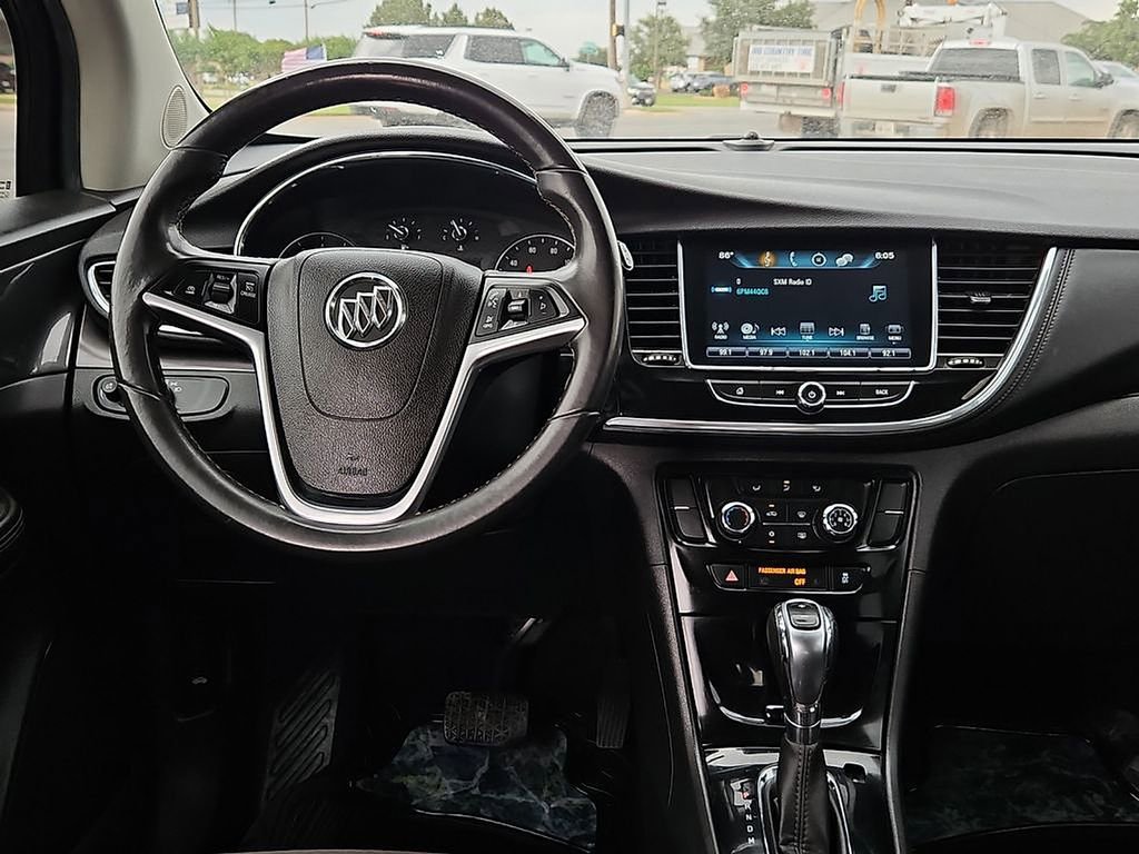 Used 2020 Buick Encore Preferred FWD image 18
