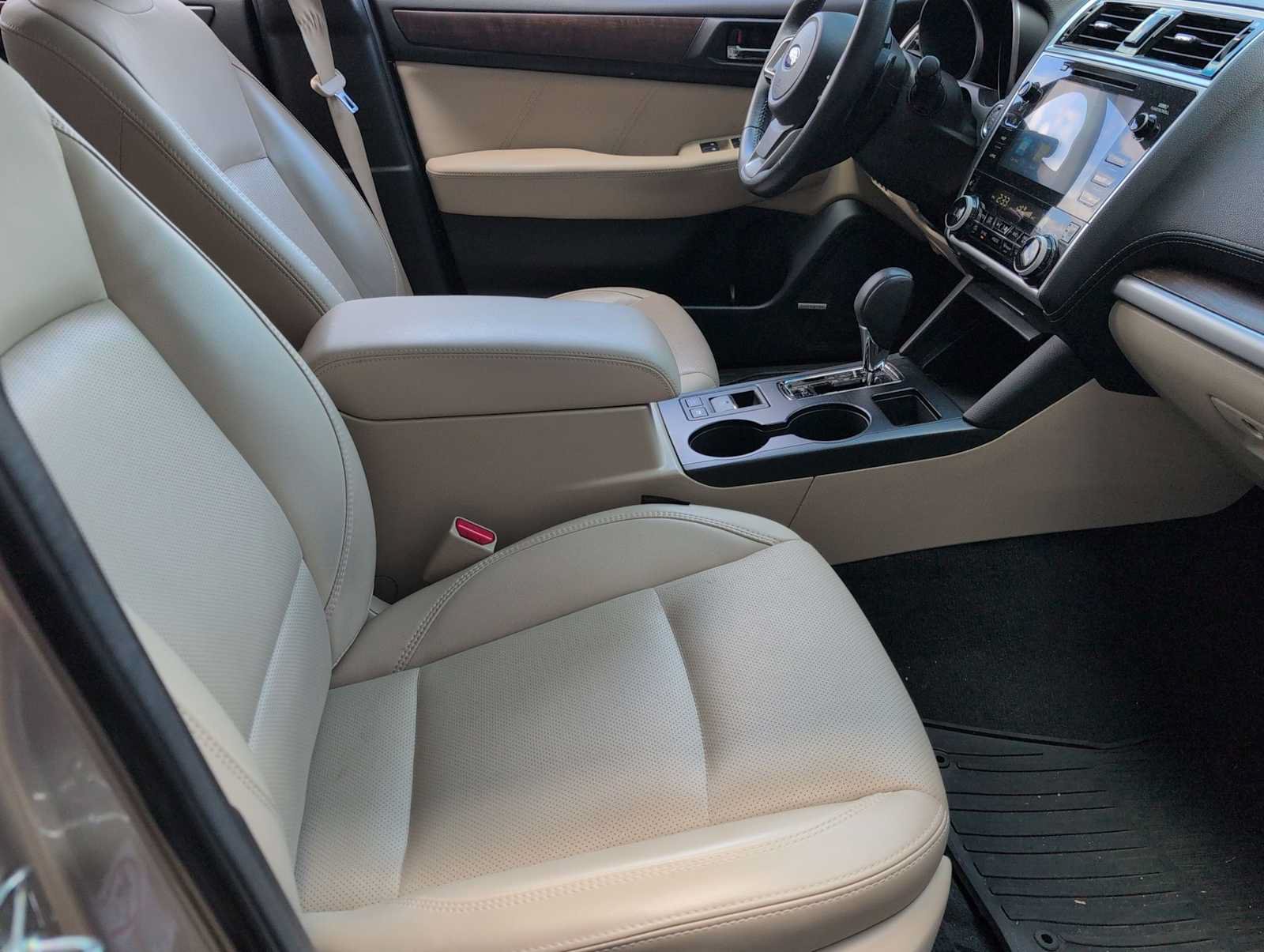 Used 2018 Subaru Outback 2.5i Limited AWD/4WD image 21
