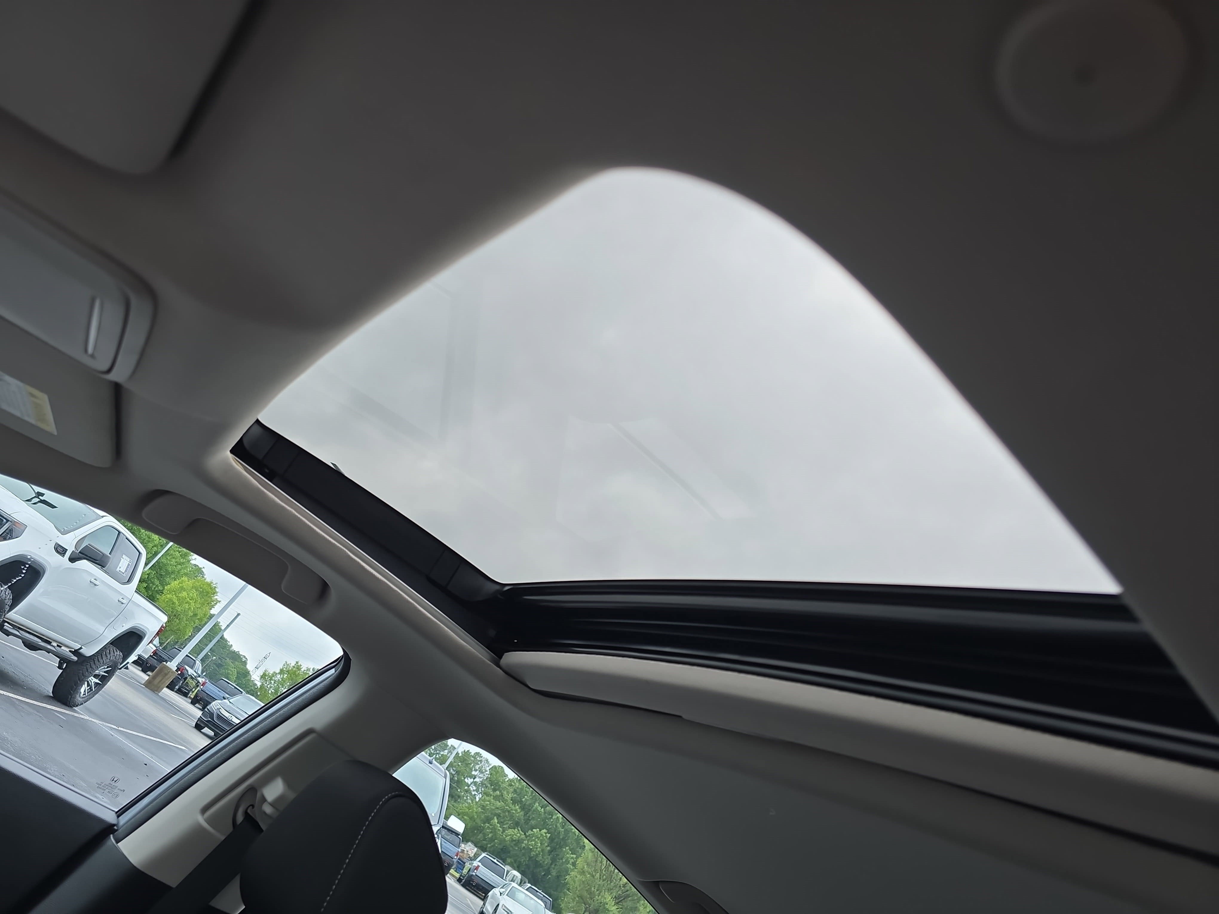 Certified 2023 Honda Accord EX image 28