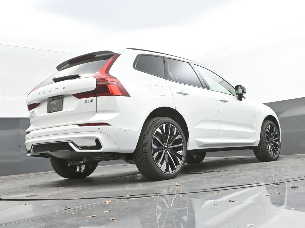 New 2026 Volvo XC60 B5 Ultra w/ Climate Package AWD/4WD image 35