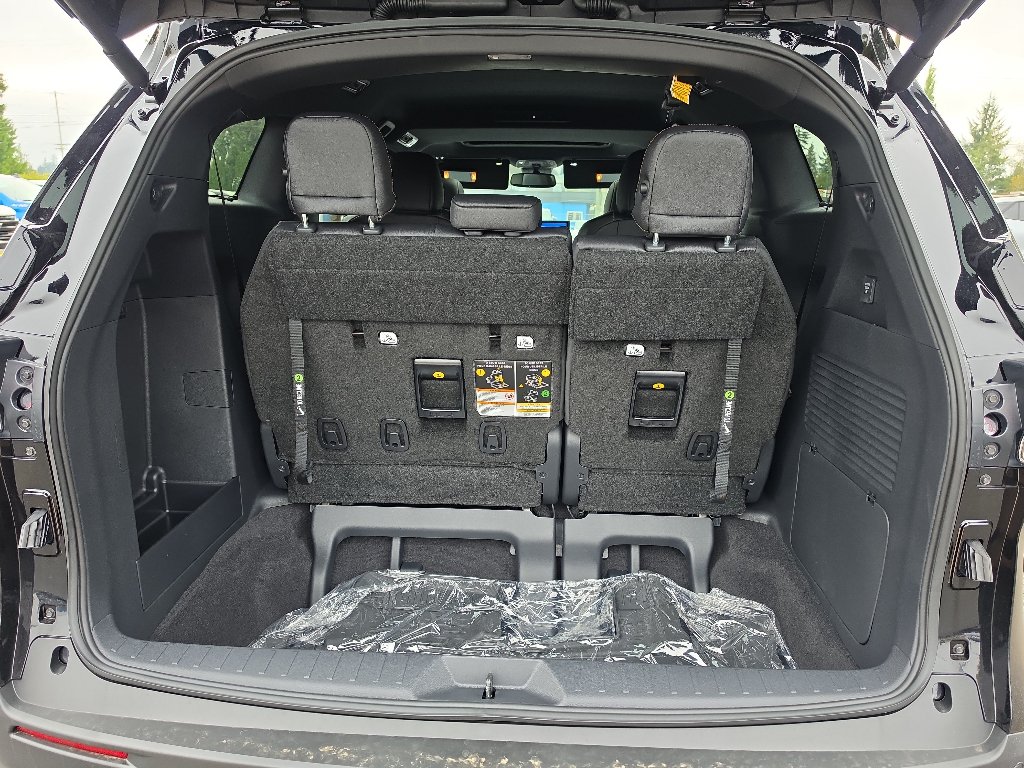 New 2026 Toyota Sienna XLE Woodland Edition AWD/4WD image 10