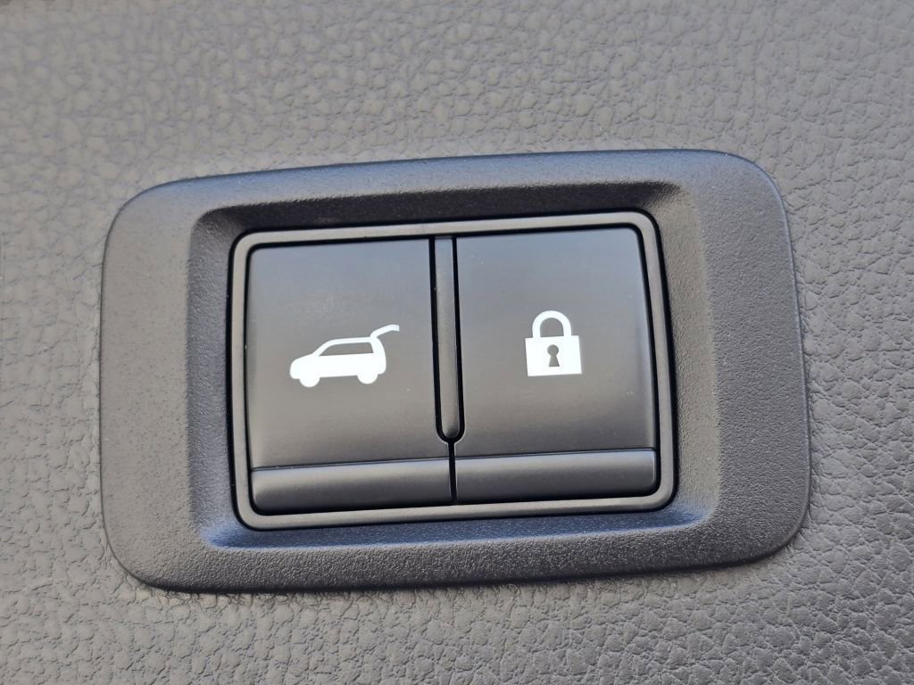 Used 2025 Mitsubishi Eclipse Cross SE AWD/4WD image 28