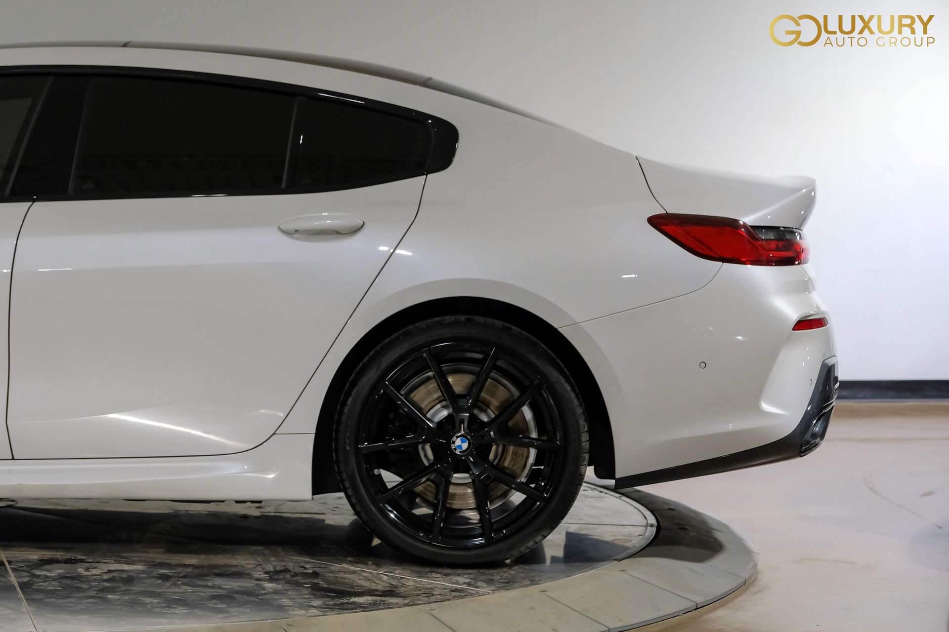 Used 2023 BMW 840i Gran Coupe w/ Comfort Seating Package image 15