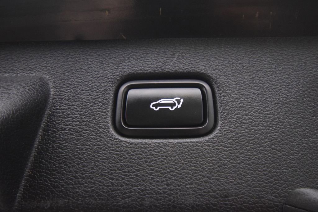 Used 2023 Kia Sportage X-Line w/ X-Line Premium Package AWD/4WD image 40