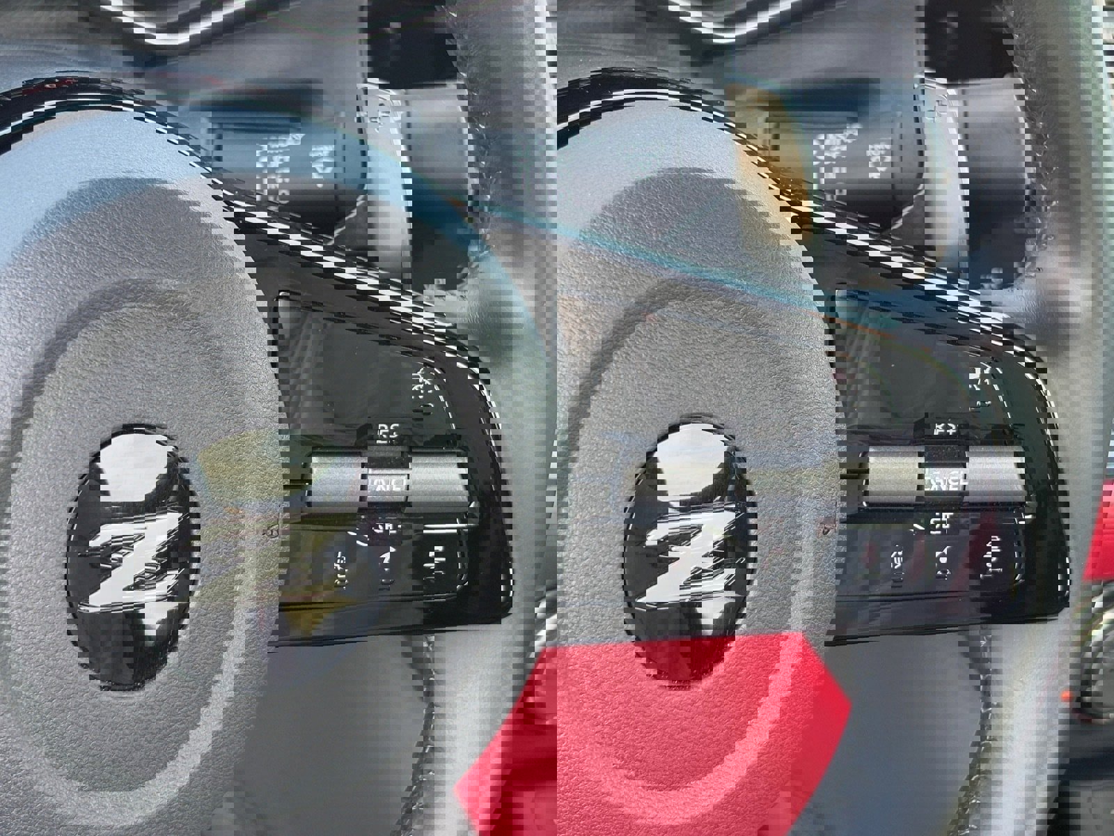 Certified 2024 Nissan Z Performance w/ Floor Mat Package image 19