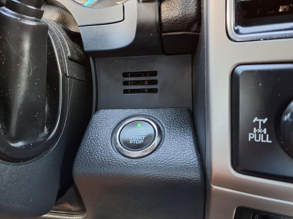 Used 2022 Ford F250 Lariat w/ Black Appearance Package image 35