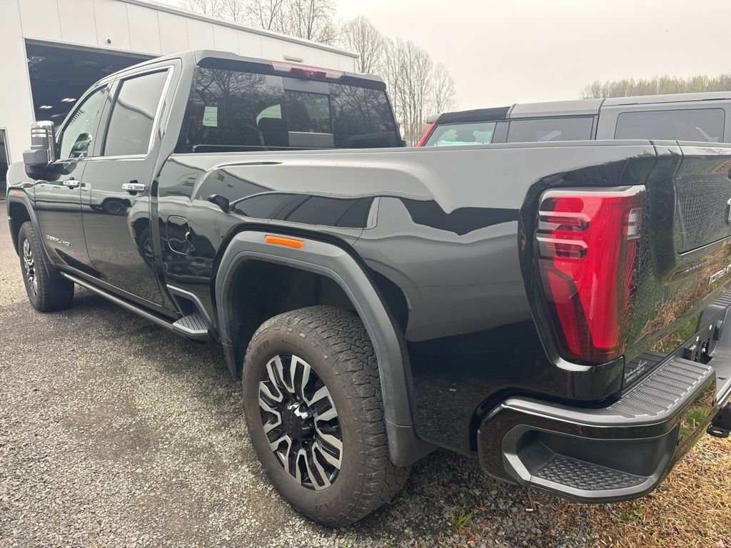 Used 2025 GMC Sierra 2500 Denali Ultimate w/ Max Trailering Package image 5