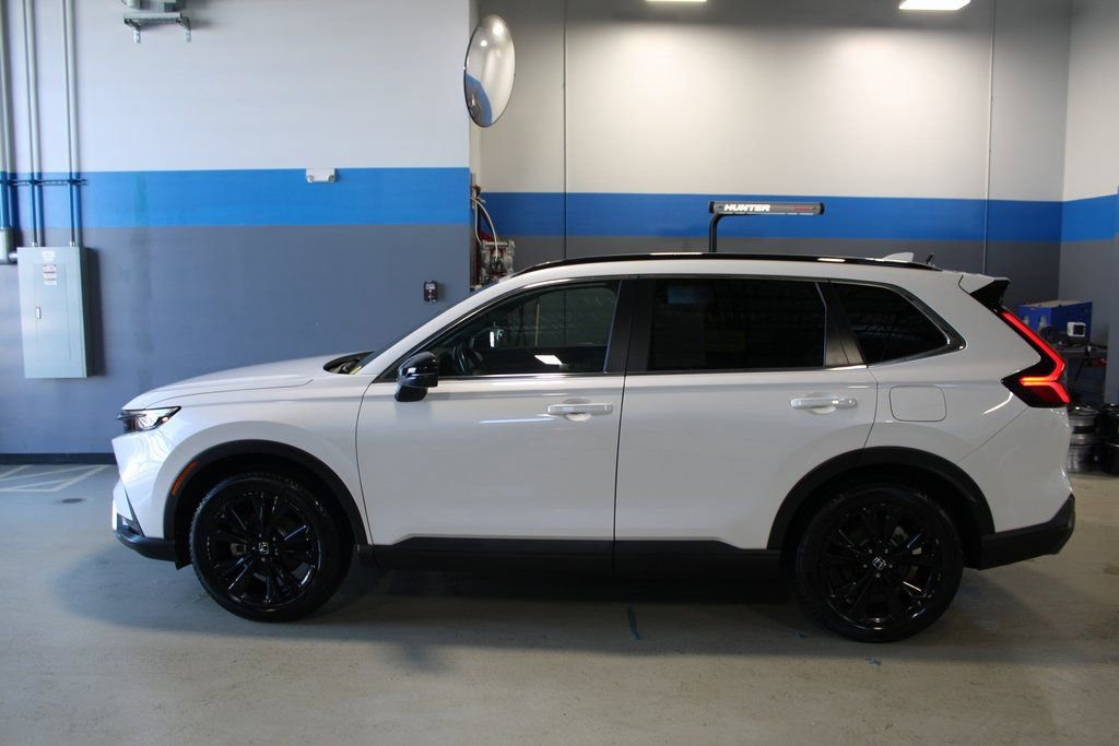 Used 2025 Honda CR-V Sport Touring image 16