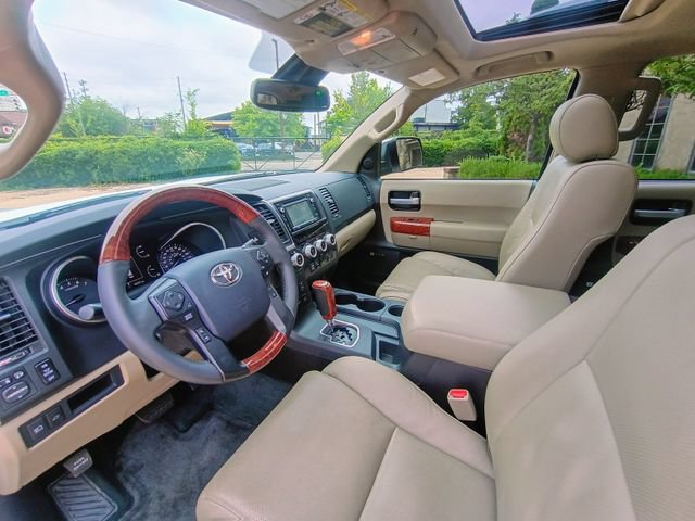 Used 2018 Toyota Sequoia Platinum AWD/4WD image 26
