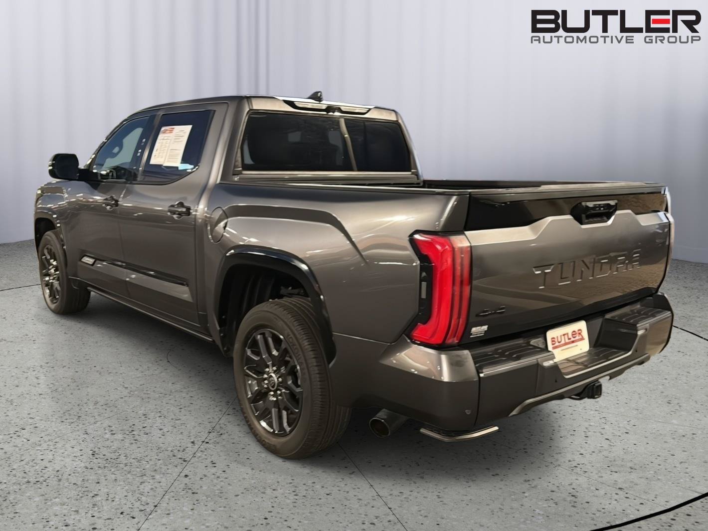 Used 2023 Toyota Tundra Platinum AWD/4WD image 4