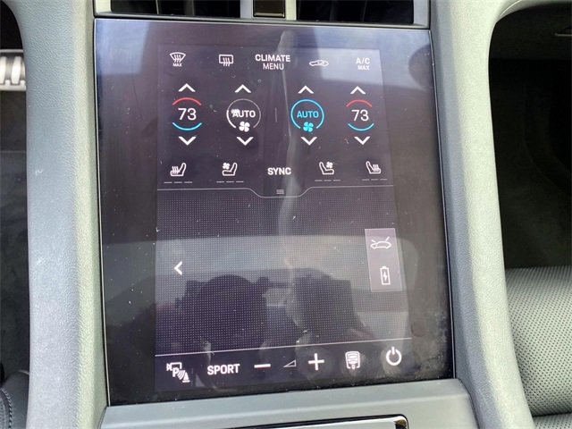 Used 2024 Porsche Taycan image 17