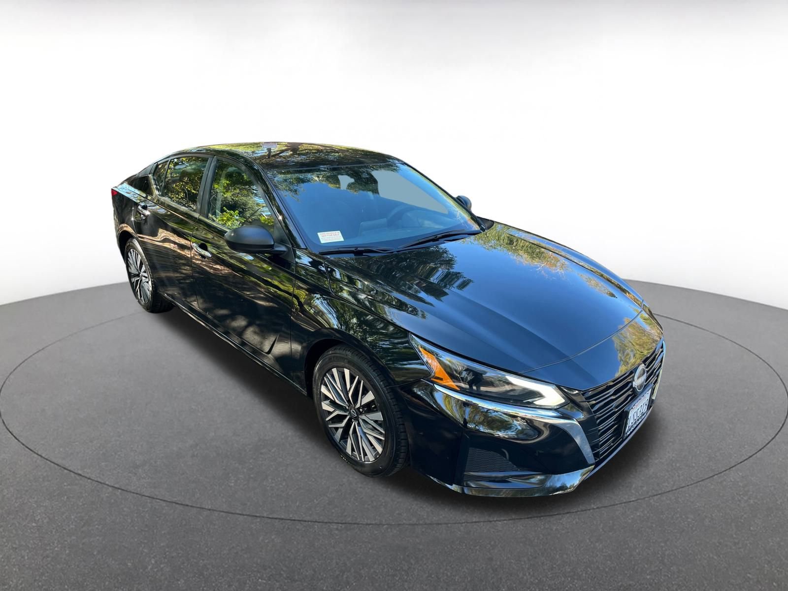 Used 2024 Nissan Altima 2.5 SV