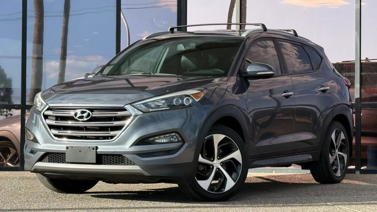 Used 2016 Hyundai Tucson Limited FWD image 2