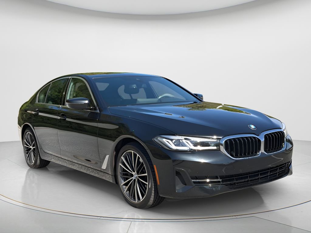 Used 2023 BMW 530i w/ Convenience Package RWD image 3