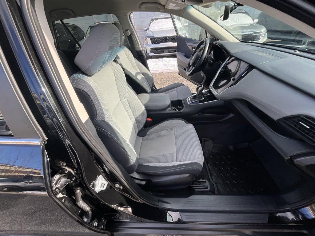 Used 2021 Subaru Outback Premium image 33