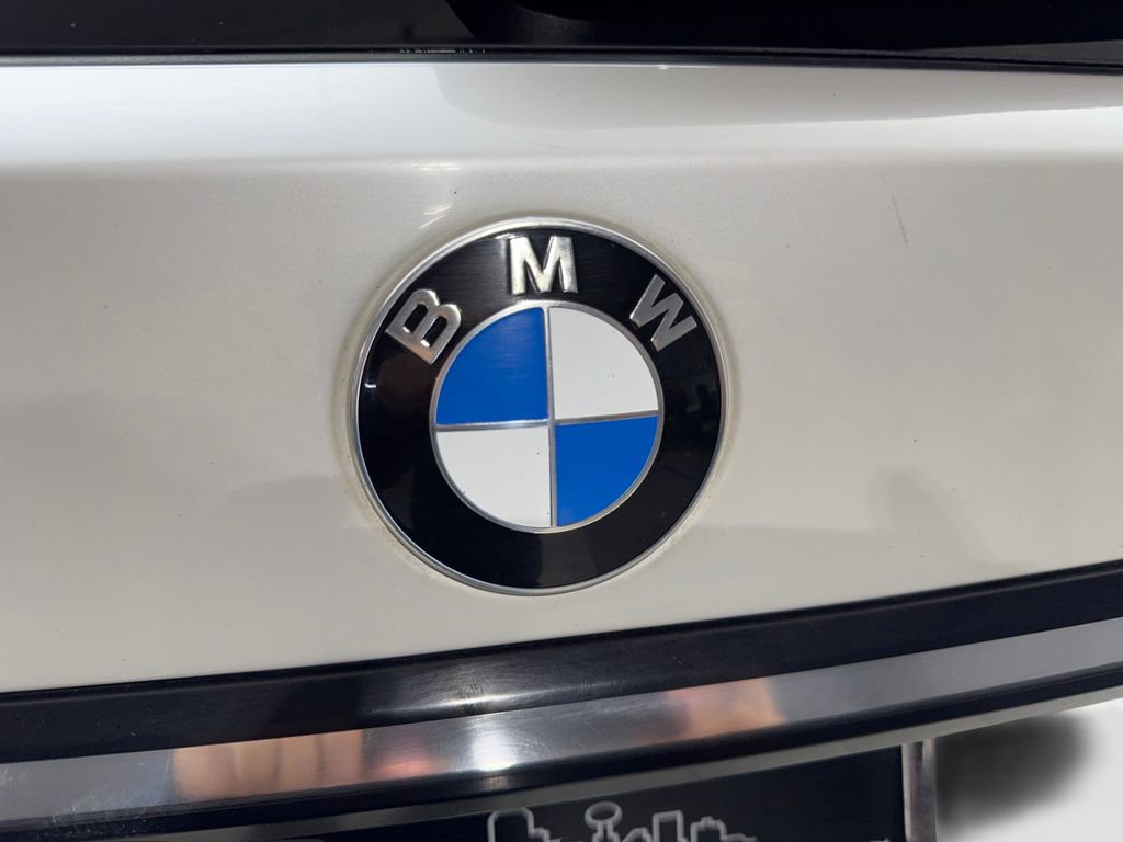 Used 2023 BMW X7 xDrive40i image 21