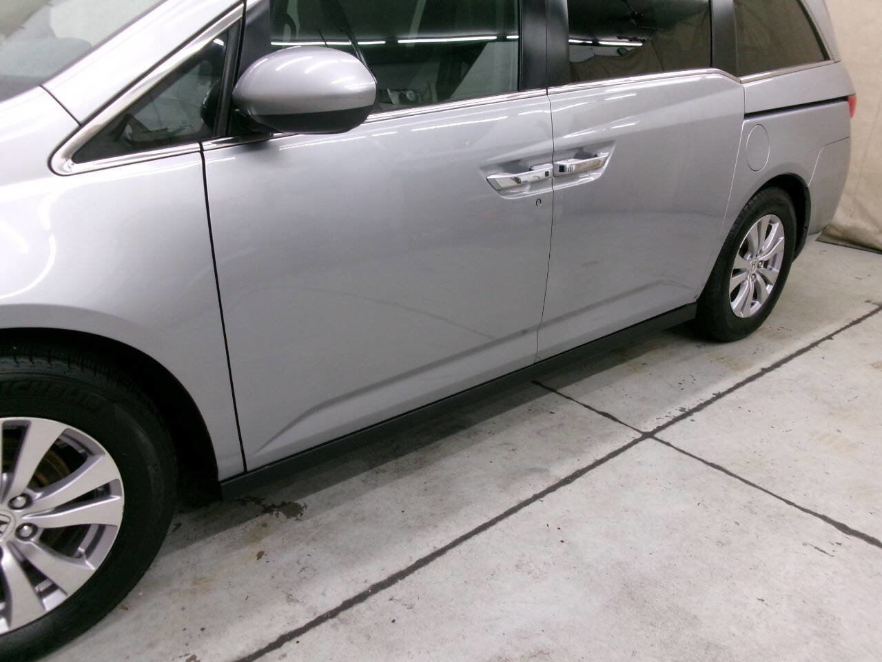 Used 2016 Honda Odyssey EX-L image 3