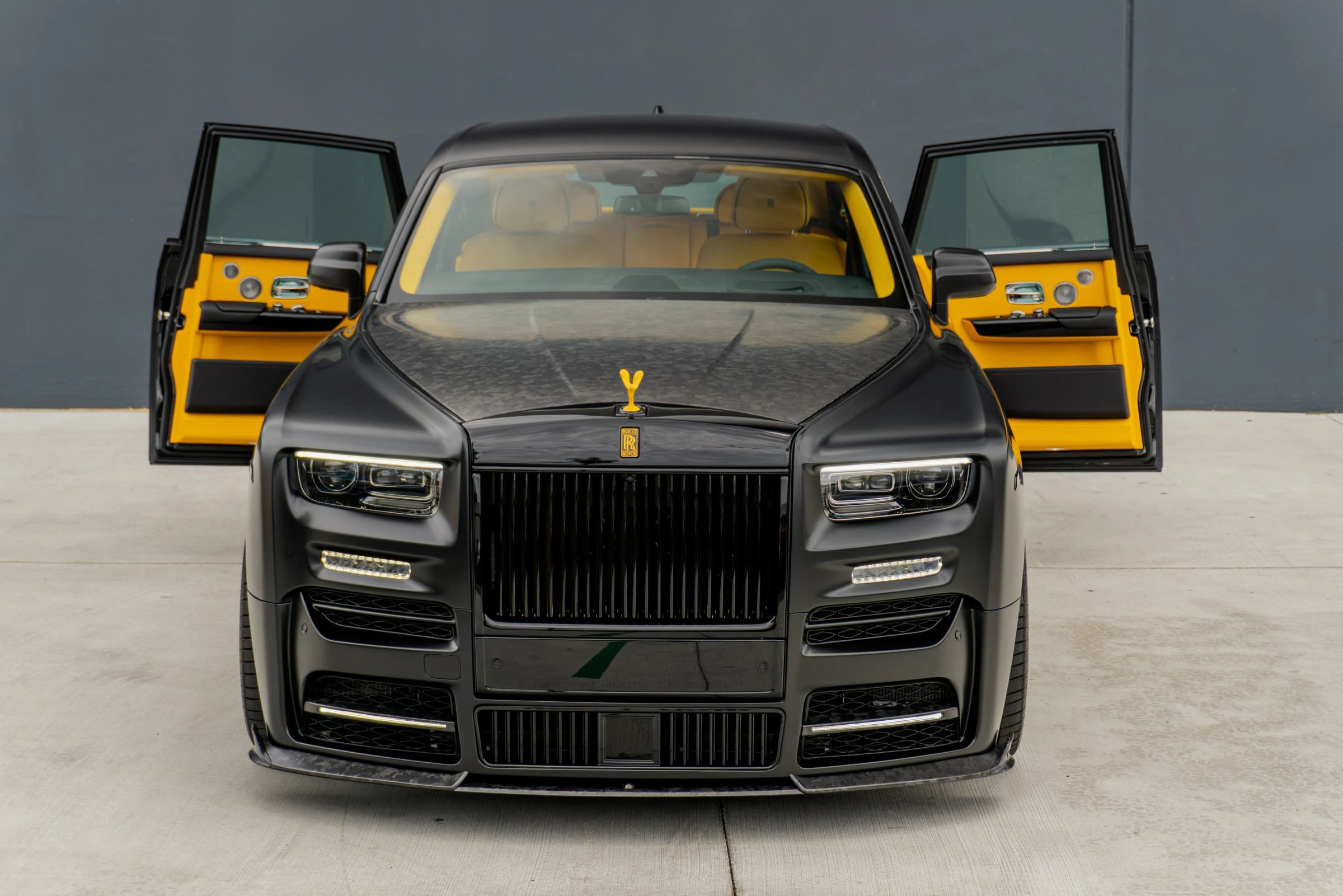 Used 2027 Rolls-Royce Phantom Sedan RWD image 7