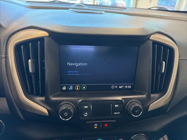 Used 2023 GMC Terrain Denali image 3