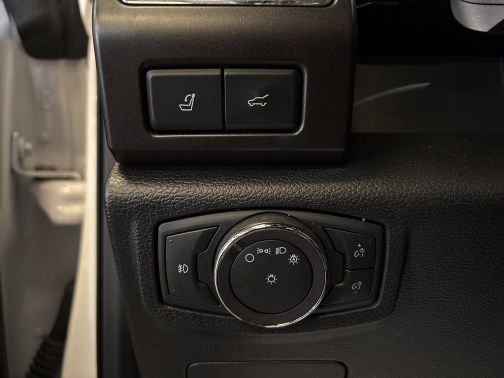 Used 2019 Ford Expedition Limited w/ Equipment Group 303A image 20