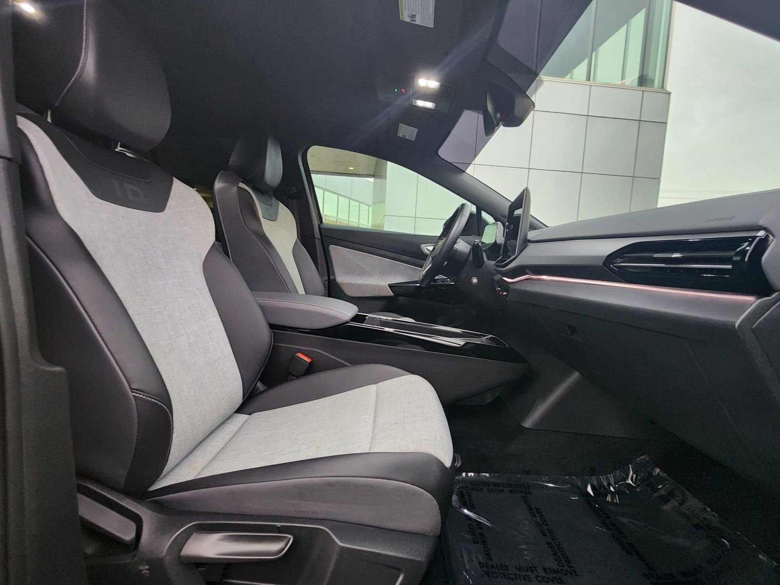 Used 2024 Volkswagen ID.4 Pro image 51