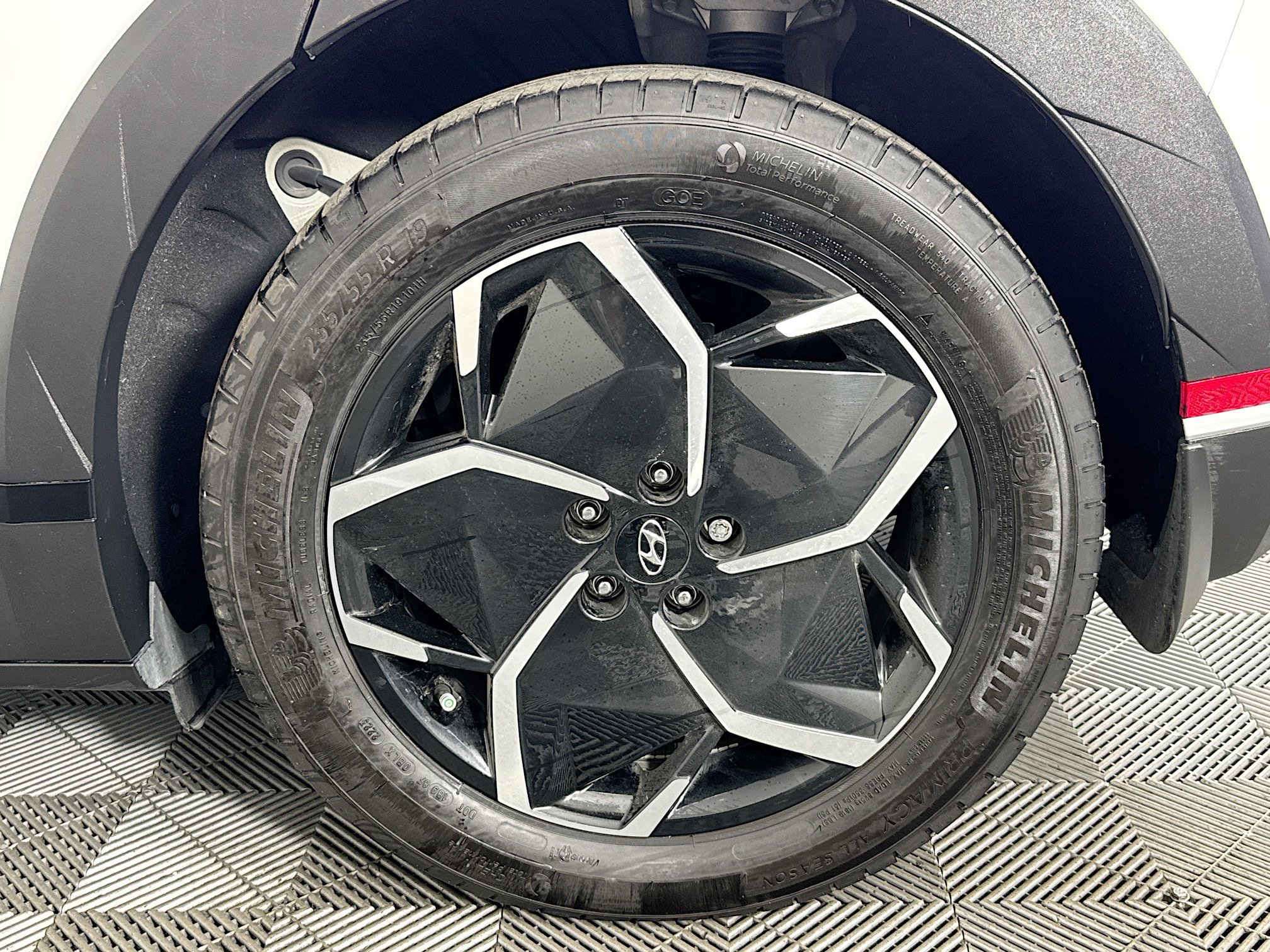 Used 2024 Hyundai Ioniq 5 SEL image 35