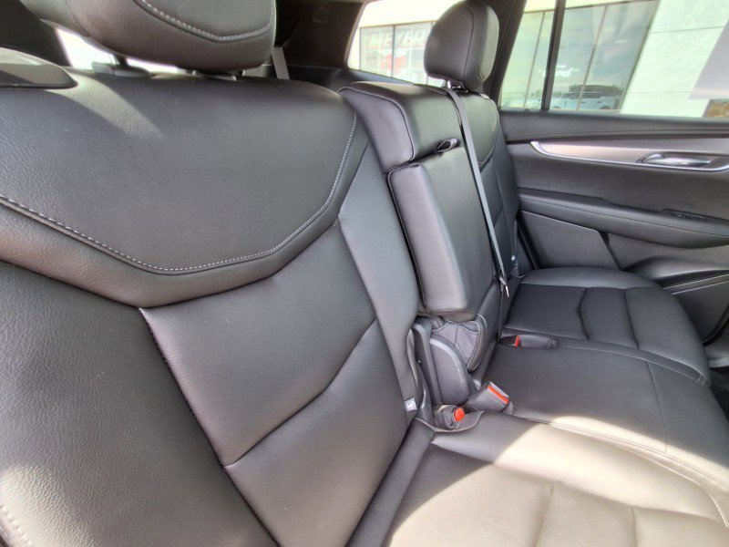 Used 2024 Cadillac XT6 Luxury w/ LPO, Floor Liner Package AWD/4WD image 16