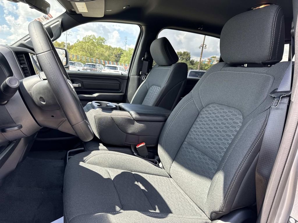 New 2026 RAM 1500 Express image 32