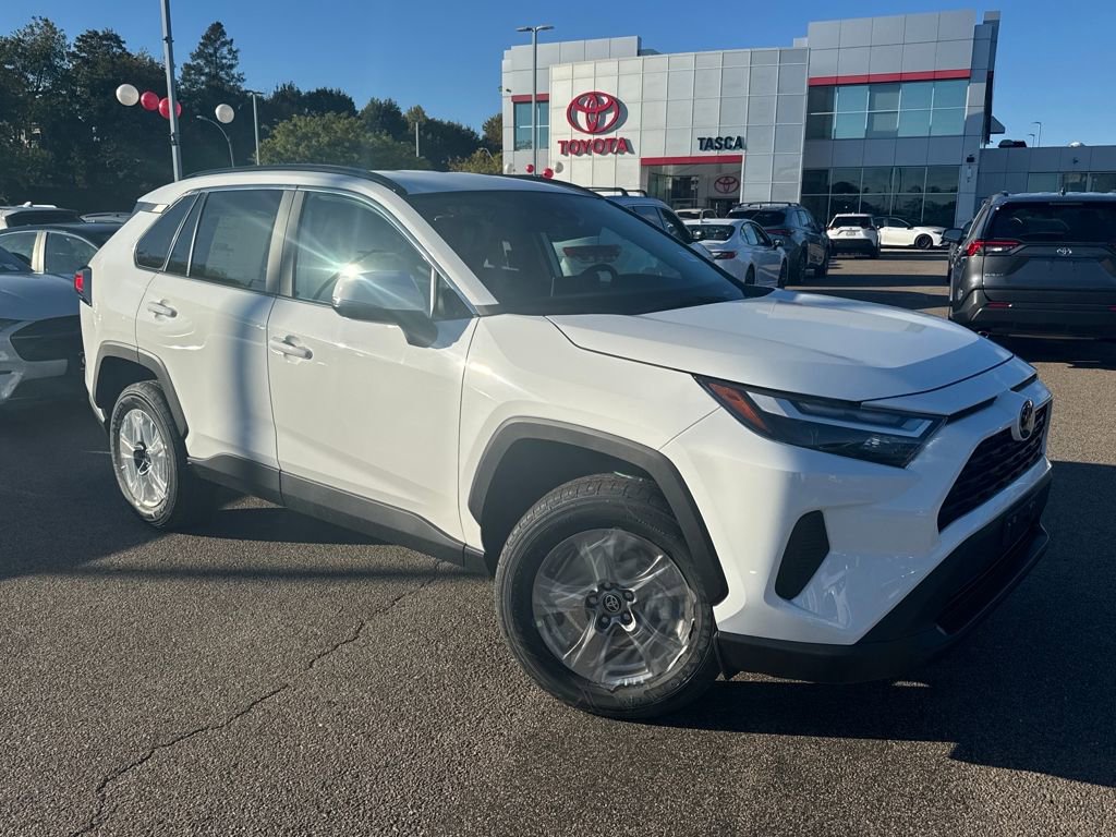 New 2025 Toyota RAV4 XLE