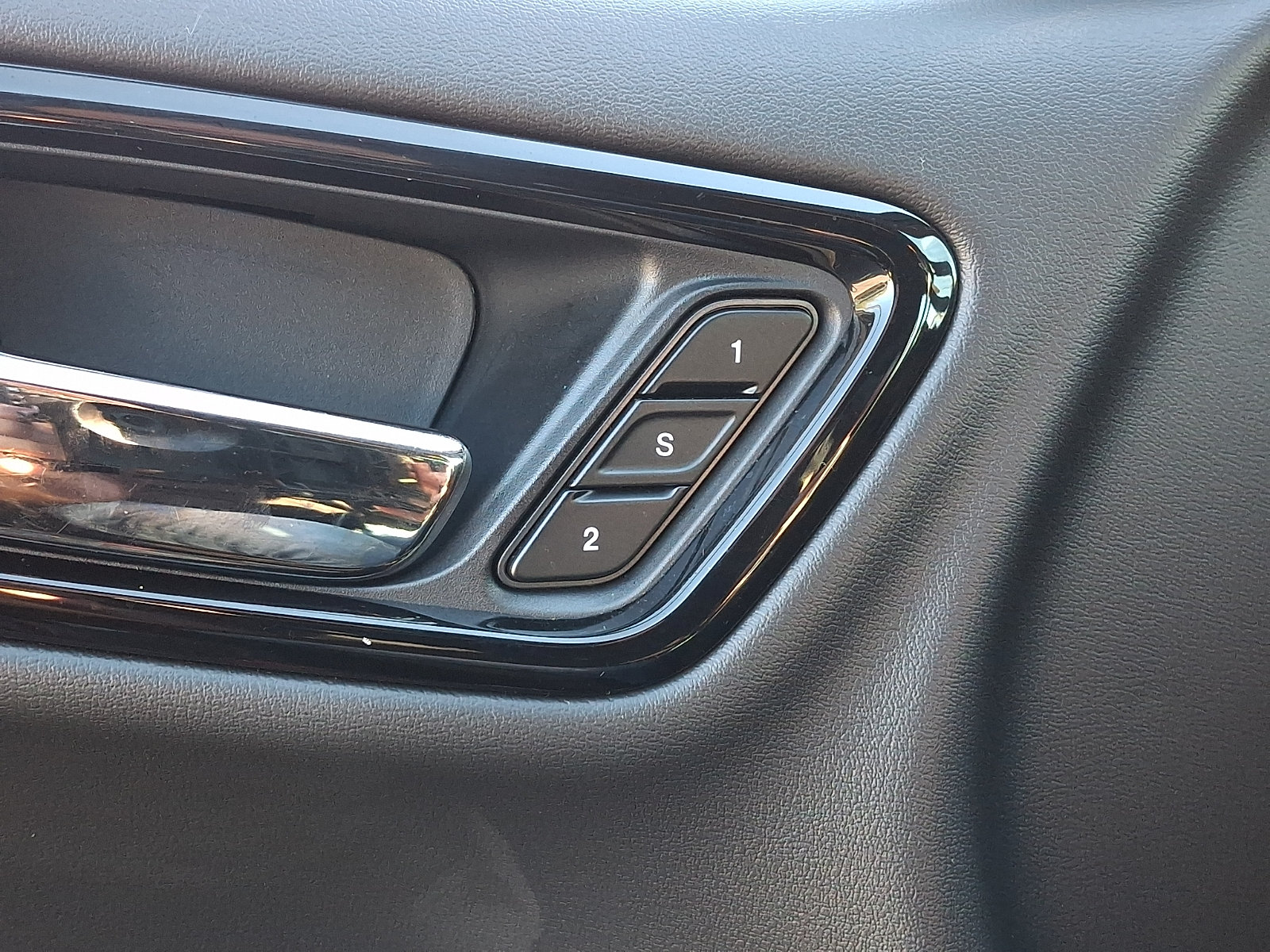 Used 2023 Dodge Durango GT AWD/4WD image 29