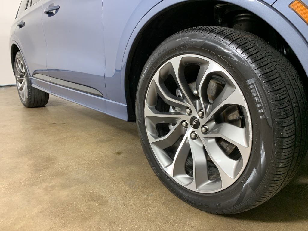 Used 2021 Lincoln Aviator Grand Touring w/ Equipment Group 302A AWD/4WD image 6